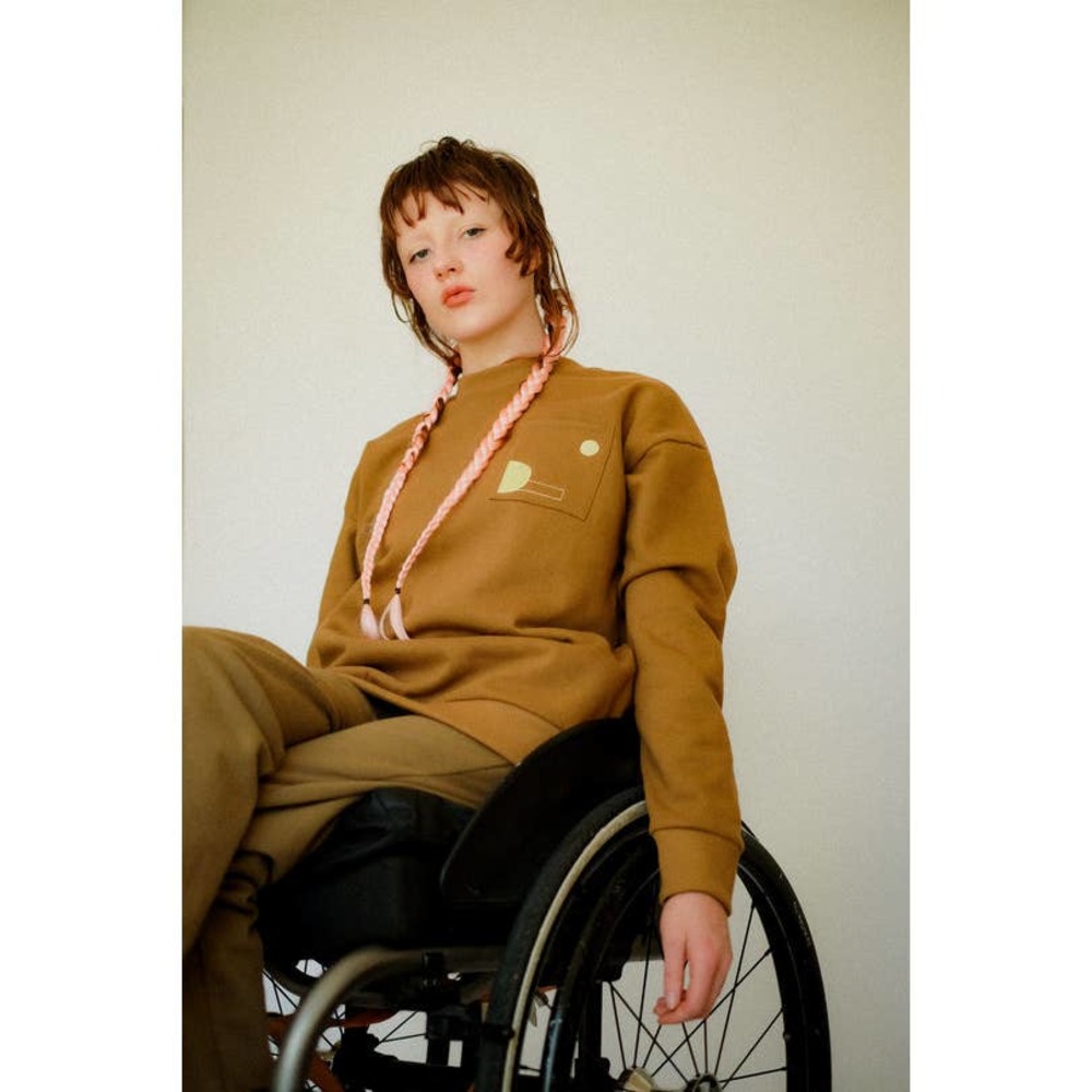 Selva Negra Aria Sweatshirt Unisex Small Tierra Fleece Tan 100% Cotton Crew